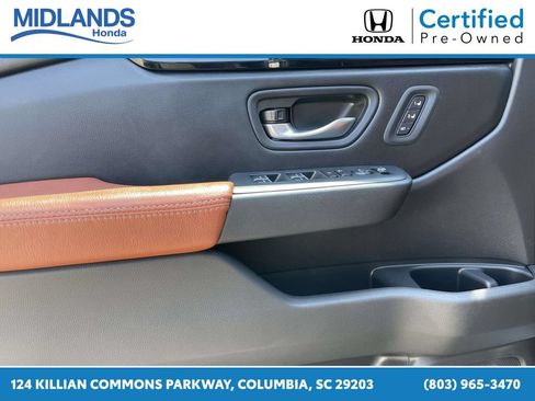 Certified 2025 Honda Pilot Touring image 19