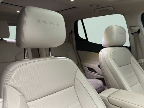 Used 2020 GMC Acadia Denali w/ LPO, 'HIT The Road' Package AWD/4WD image 24