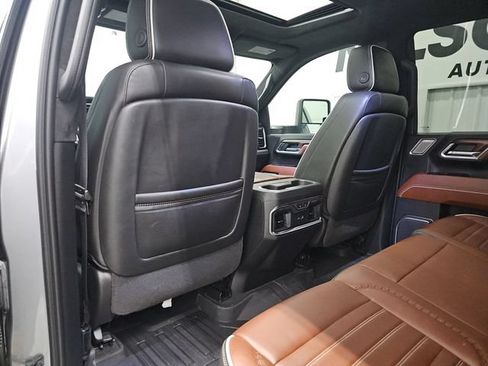 Used 2024 GMC Sierra 2500 Denali Ultimate AWD/4WD image 33