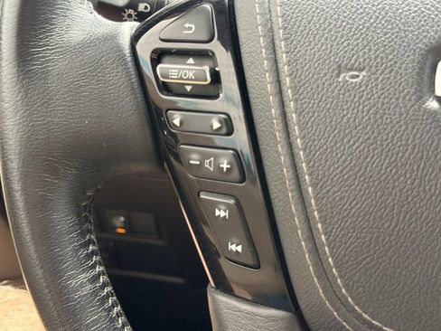Used 2023 Nissan Armada Platinum w/ Captain's Chairs Package AWD/4WD image 28