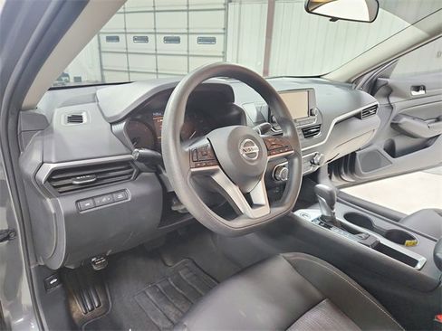 Used 2022 Nissan Altima 2.5 S image 18