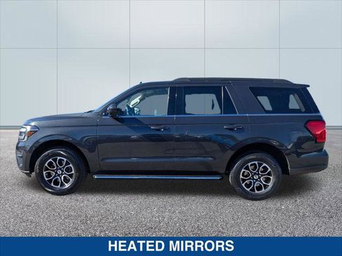 Certified 2023 Ford Expedition XLT image 2