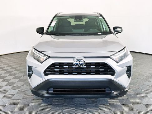 Used 2025 Toyota RAV4 LE AWD/4WD image 8