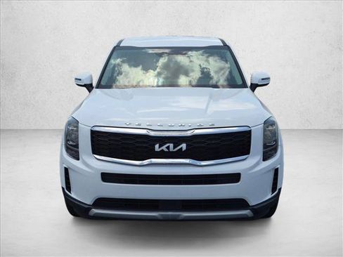 Used 2022 Kia Telluride LX AWD/4WD image 2