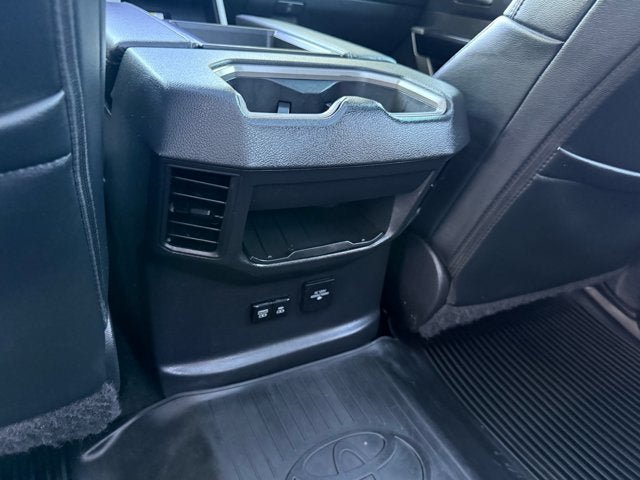 Used 2022 Toyota Tundra Limited AWD/4WD image 31