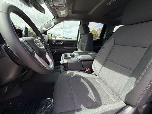 New 2026 GMC Sierra 1500 Elevation image 16