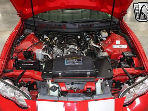 Used 2002 Chevrolet Camaro Z28 w/ SS Performance/Appearance Pkg image 9