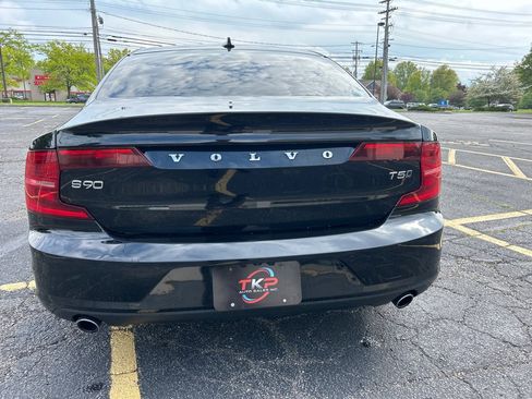 Used 2018 Volvo S90 T5 Momentum w/ Convenience Package AWD/4WD image 6