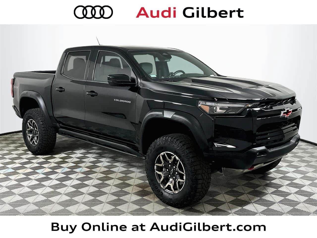 Used 2024 Chevrolet Colorado ZR2 w/ Safety Package AWD/4WD image 1