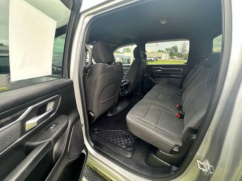 Used 2019 RAM 1500 Big Horn AWD/4WD image 10