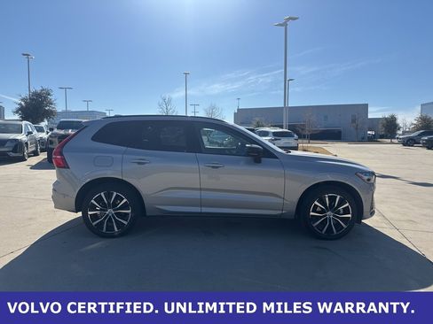 Certified 2025 Volvo XC60 B5 Plus image 4