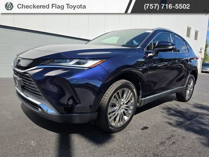 Used 2021 Toyota Venza Limited w/ Carpet Mat Package (TMS)