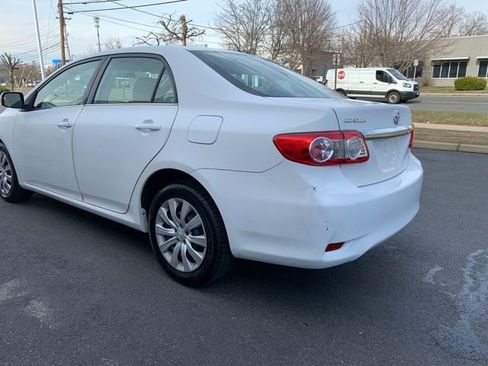 Used 2013 Toyota Corolla LE image 5
