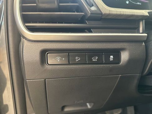 Certified 2023 Kia Telluride EX w/ EX Captain's Chair Package AWD/4WD image 22