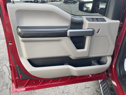 Used 2018 Ford F150 XLT w/ Equipment Group 302A Luxury image 21