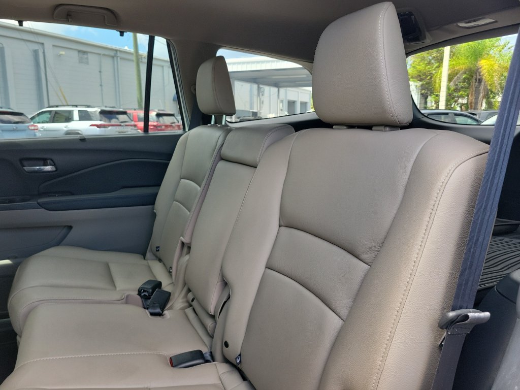 Used 2022 Honda Pilot EX-L image 10