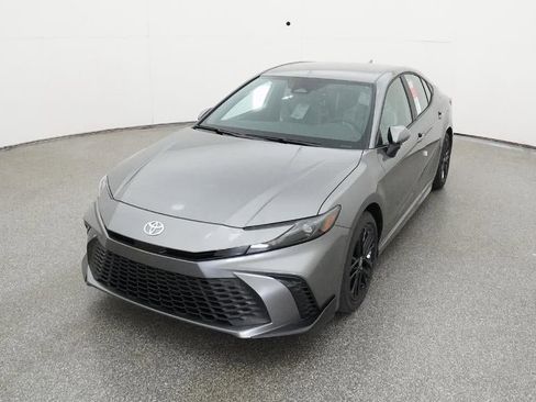 New 2026 Toyota Camry SE image 16