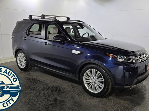 Used 2017 Land Rover Discovery HSE Luxury AWD/4WD image 9