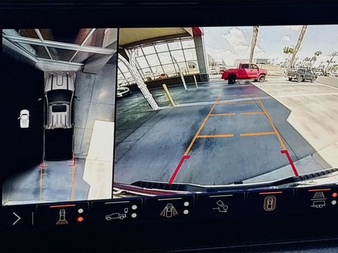 Used 2025 GMC Sierra 3500 Denali w/ Denali Reserve Package AWD/4WD image 15