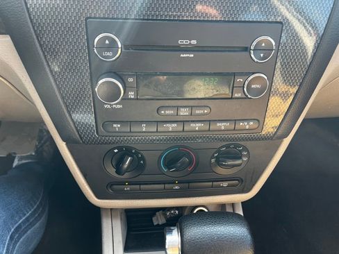 Used 2009 Ford Fusion SE image 18