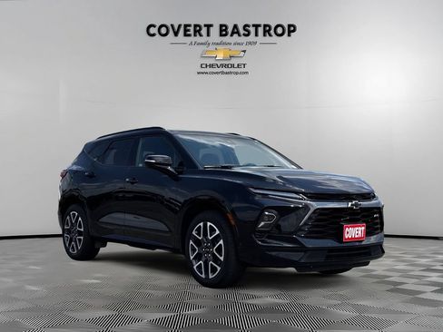 Certified 2025 Chevrolet Blazer RS w/ Enhanced Convenience Package FWD image 12