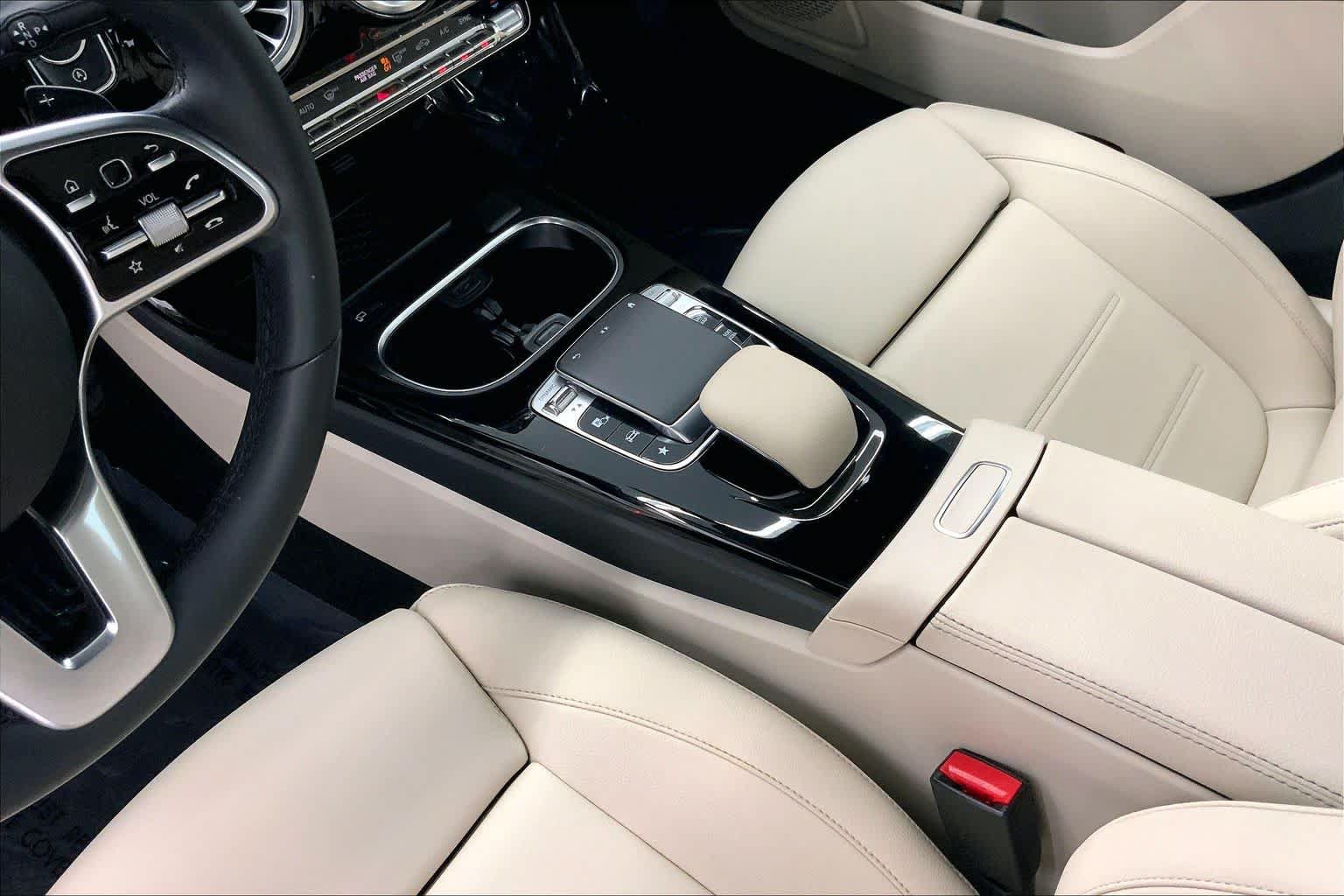 Used 2020 Mercedes-Benz CLA 250 image 26