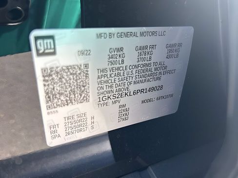 Used 2023 GMC Yukon Denali Ultimate AWD/4WD image 35