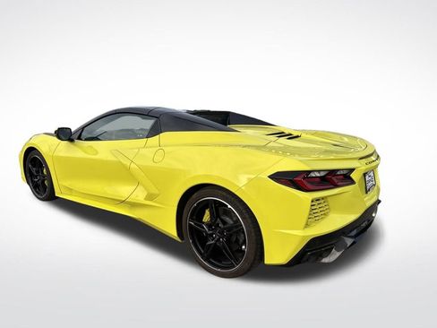 Used 2023 Chevrolet Corvette Stingray w/ Stealth Interior Trim Package image 3