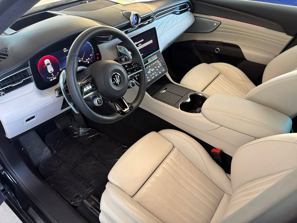 Certified 2023 Maserati Grecale Folgore AWD/4WD image 15
