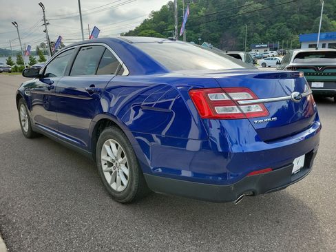 Used 2013 Ford Taurus SE image 7