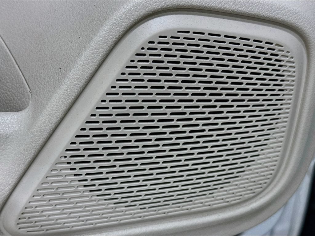 Certified 2023 Mercedes-Benz GLB 250 image 19