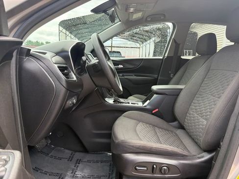 Used 2018 Chevrolet Equinox LT w/ LPO, Protection Package AWD/4WD image 10