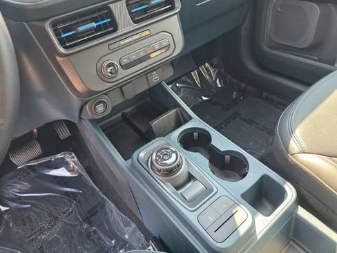 Used 2025 Ford Maverick Lobo AWD/4WD image 42