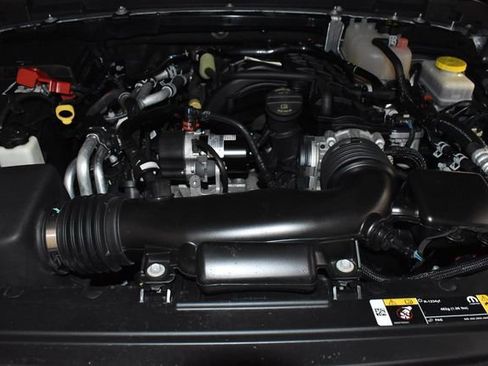 Used 2023 Jeep Wrangler Unlimited Rubicon w/ Xtreme Recon 35" Tire Package image 10