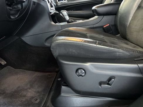 Used 2018 Jeep Grand Cherokee Altitude AWD/4WD image 29
