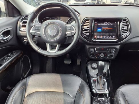 Used 2018 Jeep Compass Limited AWD/4WD image 6