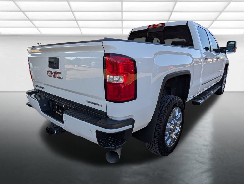 Used 2016 GMC Sierra 2500 Denali w/ Duramax Plus Package AWD/4WD image 32