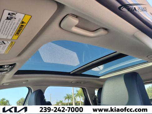 Certified 2025 Kia Sportage EX w/ Premium Package FWD image 20