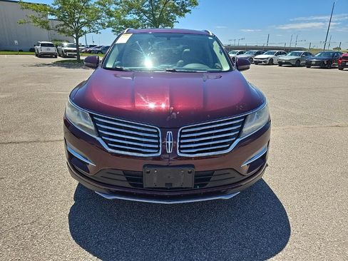 Used 2017 Lincoln MKC Select AWD/4WD image 2