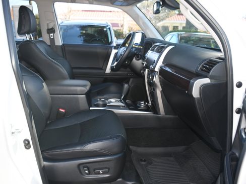 Used 2023 Toyota 4Runner Limited image 21