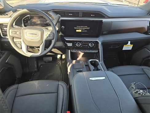 New 2026 GMC Sierra 2500 Denali w/ Denali Reserve Package image 12