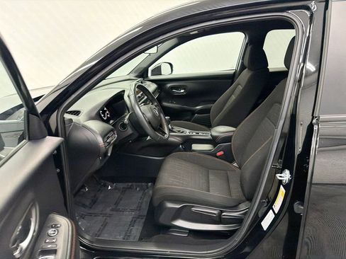 Used 2024 Honda HR-V Sport image 9