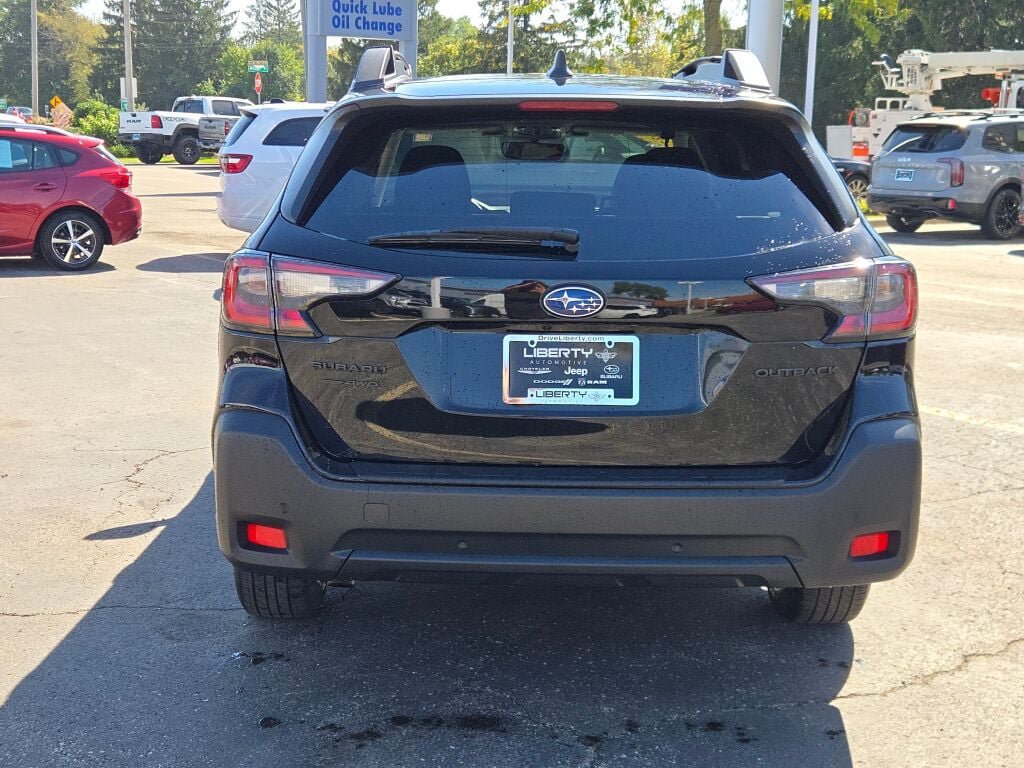 Certified 2024 Subaru Outback Onyx Edition AWD/4WD image 14
