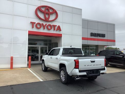 New 2025 Toyota Tacoma Limited AWD/4WD image 5