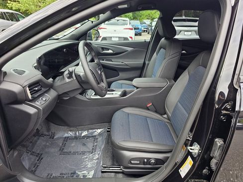 New 2026 Buick Envista Sport Touring w/ Convenience I Package FWD image 20