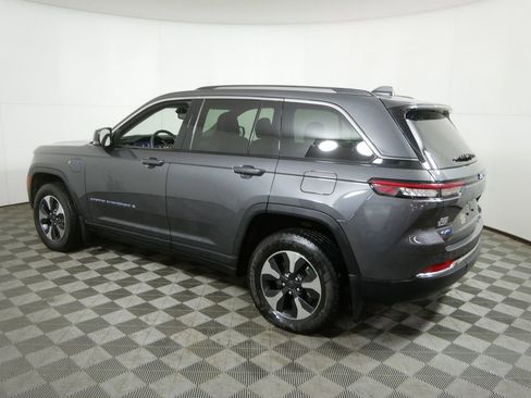 Used 2022 Jeep Grand Cherokee Limited 4xe image 6