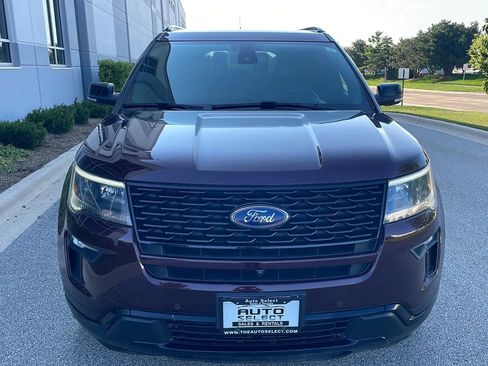 Used 2019 Ford Explorer Sport w/ Equipment Group 401A AWD/4WD image 3