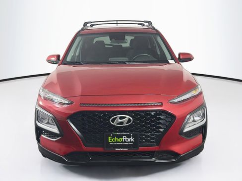 Used 2021 Hyundai Kona SEL FWD image 2