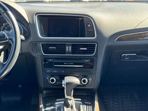 Used 2016 Audi Q5 2.0T Premium Plus w/ Technology Package AWD/4WD image 18