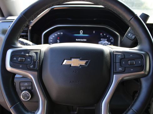 Used 2023 Chevrolet Silverado 1500 LT AWD/4WD image 13